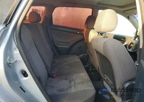 2006 Toyota Corolla Matrix Xr z USA, uszkodzony, nr VIN 2T1KR32E56C594379